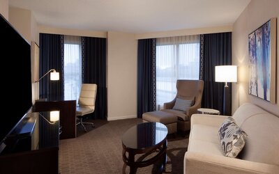 Hilton Alexandria Old Town