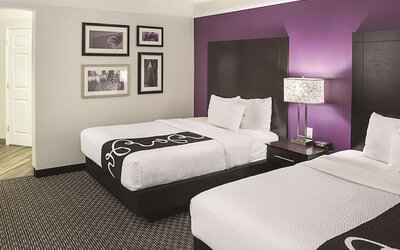 La Quinta Inn & Suites by Wyndham Las Vegas Summerlin Tech