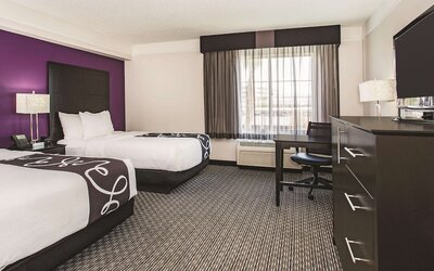 La Quinta Inn & Suites by Wyndham Las Vegas Summerlin Tech