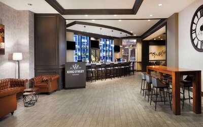 Hilton Alexandria Old Town