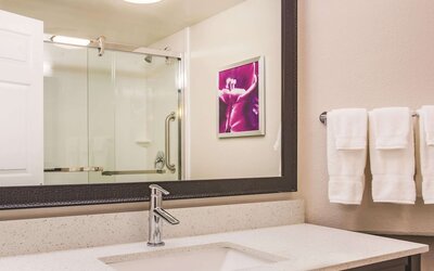 La Quinta Inn & Suites by Wyndham Las Vegas Summerlin Tech