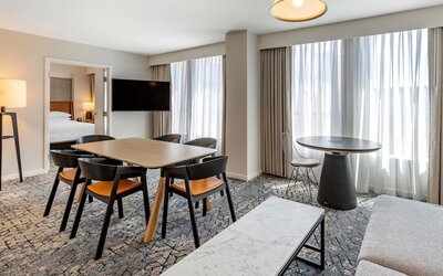 Sheraton Suites Old Town Alexandria