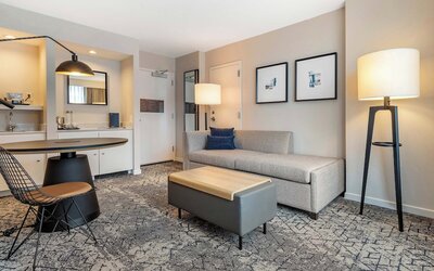 Sheraton Suites Old Town Alexandria
