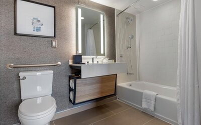 Sheraton Suites Old Town Alexandria