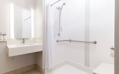 Holiday Inn Express & Suites Las Vegas SW - Spring Valley by IHG