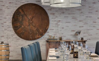 The Alexandrian Old Town Alexandria, Autograph Collection