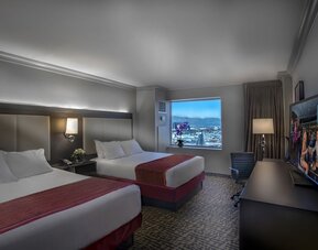 The STRAT Hotel, Casino & Tower