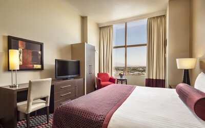 The STRAT Hotel, Casino & Tower