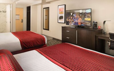 The STRAT Hotel, Casino & Tower