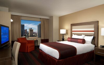 The STRAT Hotel, Casino & Tower
