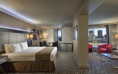 The STRAT Hotel, Casino & Tower