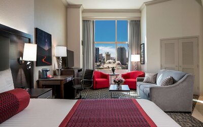 The STRAT Hotel, Casino & Tower