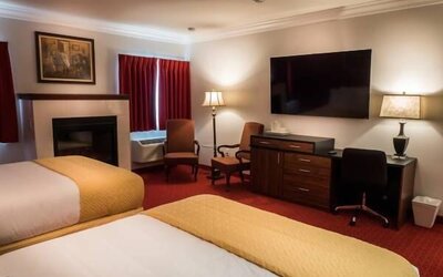 Skyline Hotel & Casino