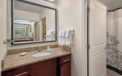 Residence Inn by Marriott Alexandria Old Town South at Carlyle