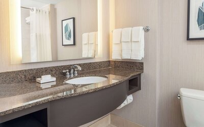 Hilton Garden Inn Bethesda Downtown