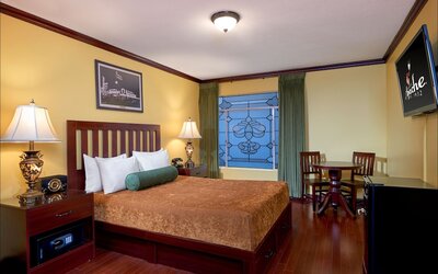 Hotel Apache