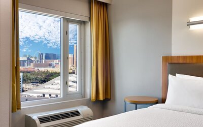 SpringHill Suites by Marriott Las Vegas Convention Center