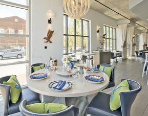 Hotel Indigo Old Town Alexandria by IHG