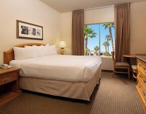 Club De Soleil All-Suite Resort