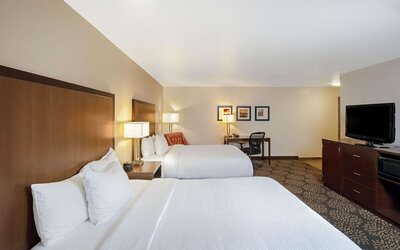 La Quinta Inn & Suites by Wyndham Las Vegas Red Rock
