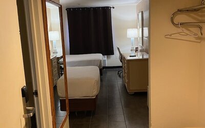 Hotel Jefe at Ojos Locos