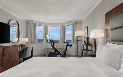 Hilton Arlington National Landing