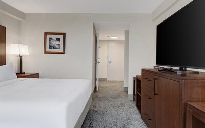 Hilton Arlington National Landing