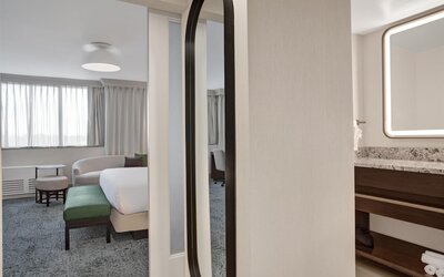 Hilton Arlington National Landing
