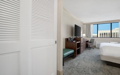 Hilton Arlington National Landing
