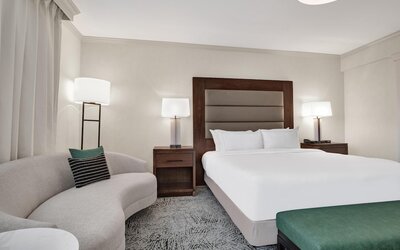 Hilton Arlington National Landing