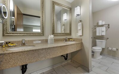Best Western Plus Henderson Hotel
