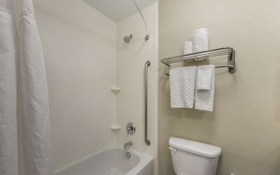 Best Western Plus Henderson Hotel