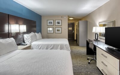Holiday Inn Hotel & Suites Atlanta Airport-North by IHG