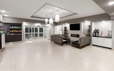 La Quinta Inn & Suites by Wyndham Kyle - Austin South