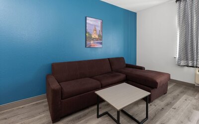 La Quinta Inn & Suites by Wyndham Kyle - Austin South