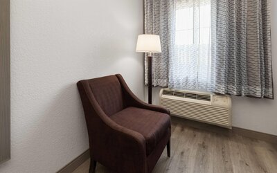 La Quinta Inn & Suites by Wyndham Kyle - Austin South