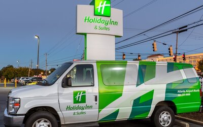 Holiday Inn Hotel & Suites Atlanta Airport-North by IHG