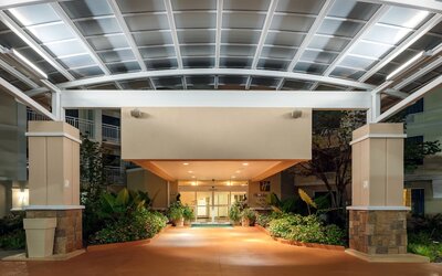 Holiday Inn Hotel & Suites Atlanta Airport-North by IHG