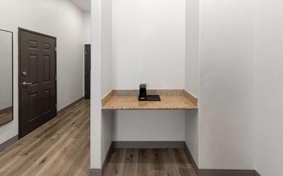 La Quinta Inn & Suites by Wyndham Kyle - Austin South