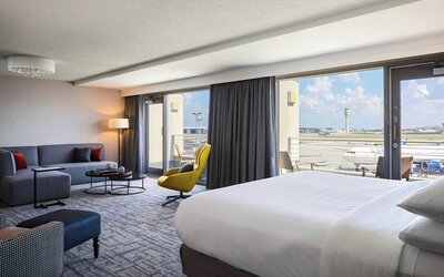 Renaissance Concourse Atlanta Airport Hotel