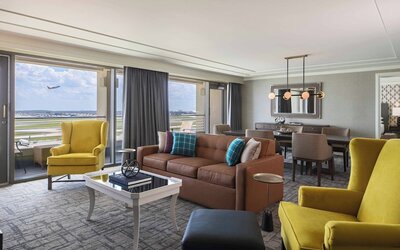 Renaissance Concourse Atlanta Airport Hotel