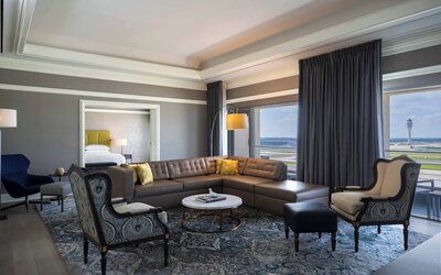Renaissance Concourse Atlanta Airport Hotel
