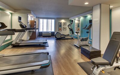 Holiday Inn Express & Suites Atlanta N-Perimeter Mall Area by IHG