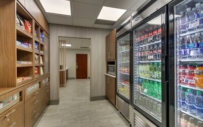 Holiday Inn Express & Suites Atlanta N-Perimeter Mall Area by IHG