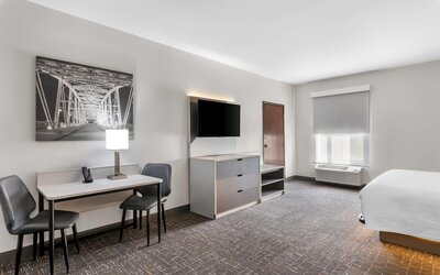 Brentwood Suites Nashville, an Ascend Collection Hotel