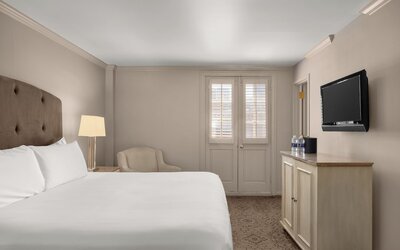 Dauphine Orleans Hotel