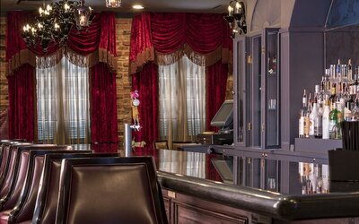 Dauphine Orleans Hotel