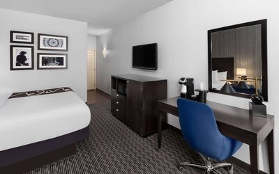 La Quinta Inn & Suites by Wyndham Austin - Cedar Park