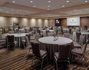 Renaissance Atlanta Waverly Hotel & Convention Center