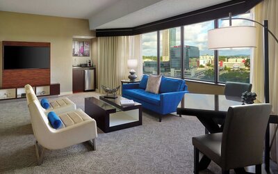 Renaissance Atlanta Waverly Hotel & Convention Center